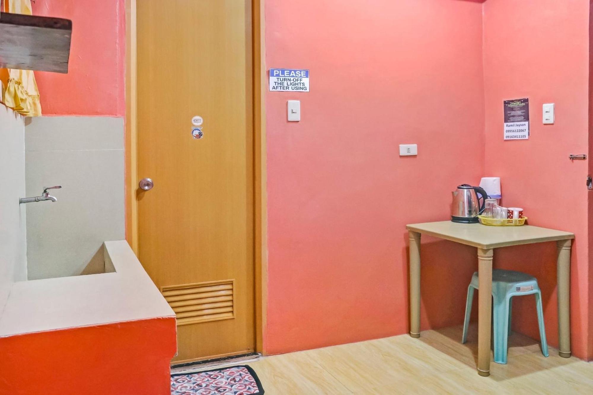 Solanos Transient House 호텔 파사이 외부 사진