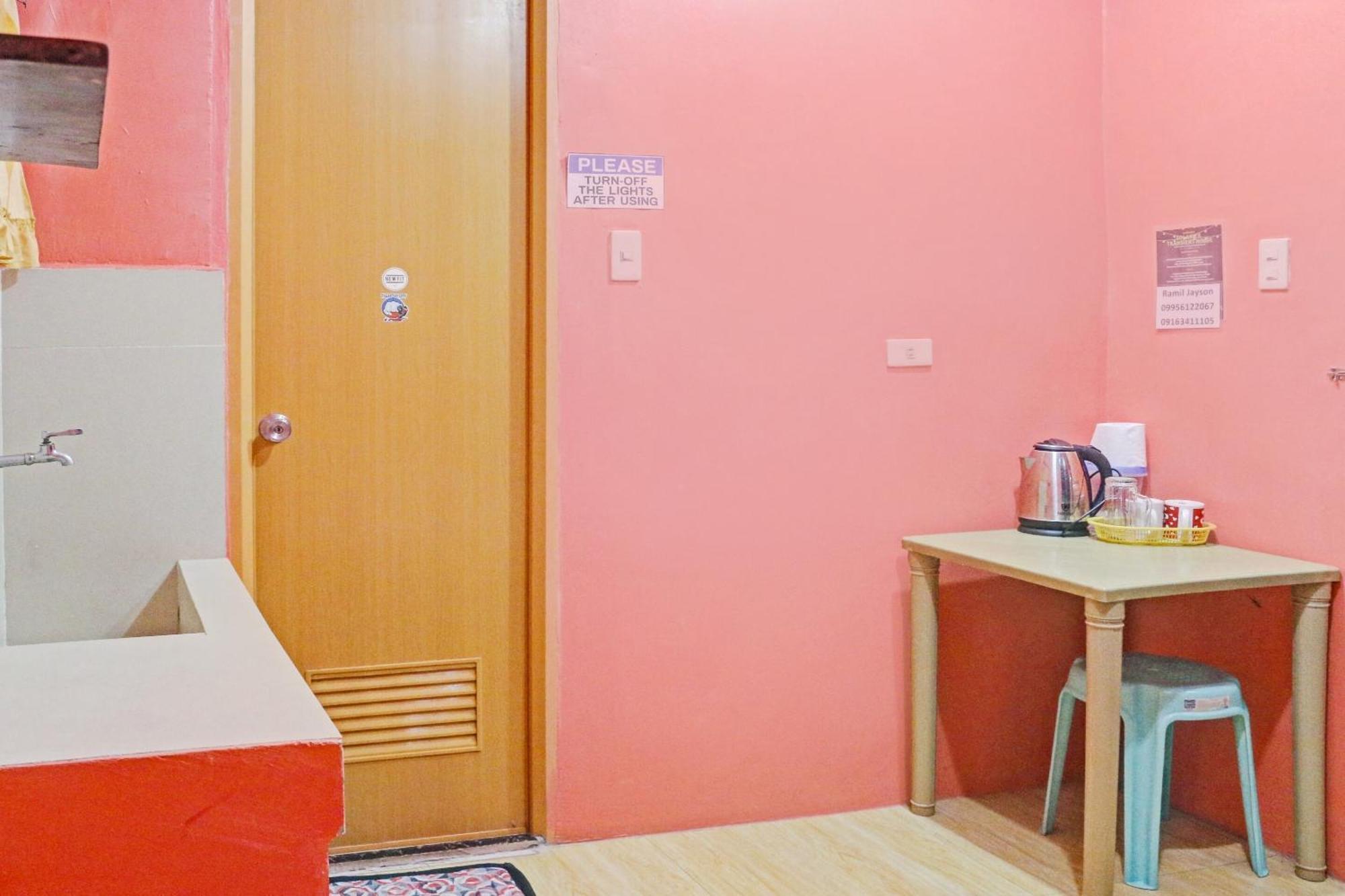 Solanos Transient House 호텔 파사이 외부 사진